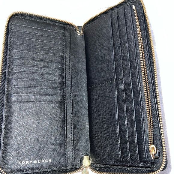 Tory Burch Large Black Zip Robinson leather Wallet 8.5 x 4 - Picture 2 of 6